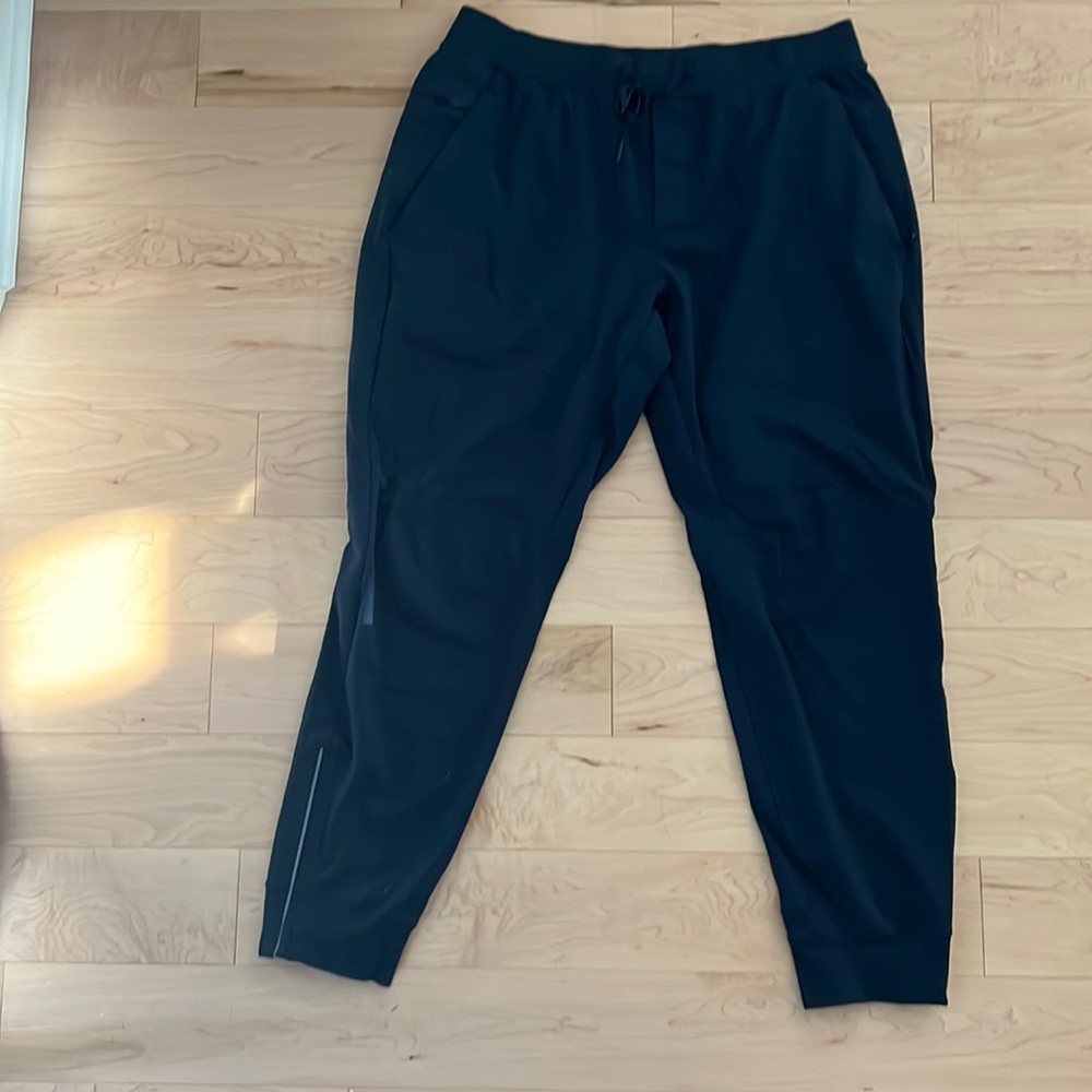 Lululemon lightweight joggers
